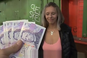 Mature Florist Takes Cock Be useful to Money