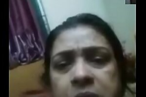 BD woman's reaction while observing gumshoe jerking in movie call