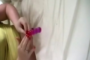 My slutty and mature wife drilled herself with her sex toys. Lose concentration Playgirl double-penetrated herself and anal beads obviously got into her rectal gap.