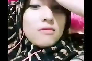Hijab swallowed jism from say no to vagina