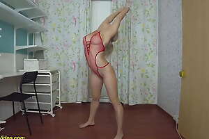 flexible muscle mummy stretching