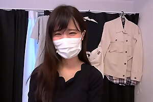 個人撮影 エロ腹筋美人妻に資金援助ハメ撮り！「旦那は好きだけど…」初めての浮気で恥ずかしがりながらも感じまくる美ボディなガチ素人奥さん！独占ちゃん