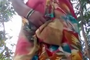 INDIAN AUNTY SHOWING BOOBS AND PUSSY IN THE Net profit