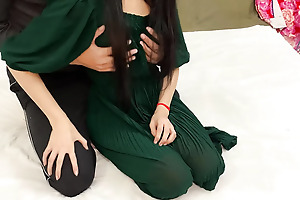 Pakistani HUSBAND WIFE  URDU FUCK WITH AUDIO XXX DESI FUCKING VIDEO